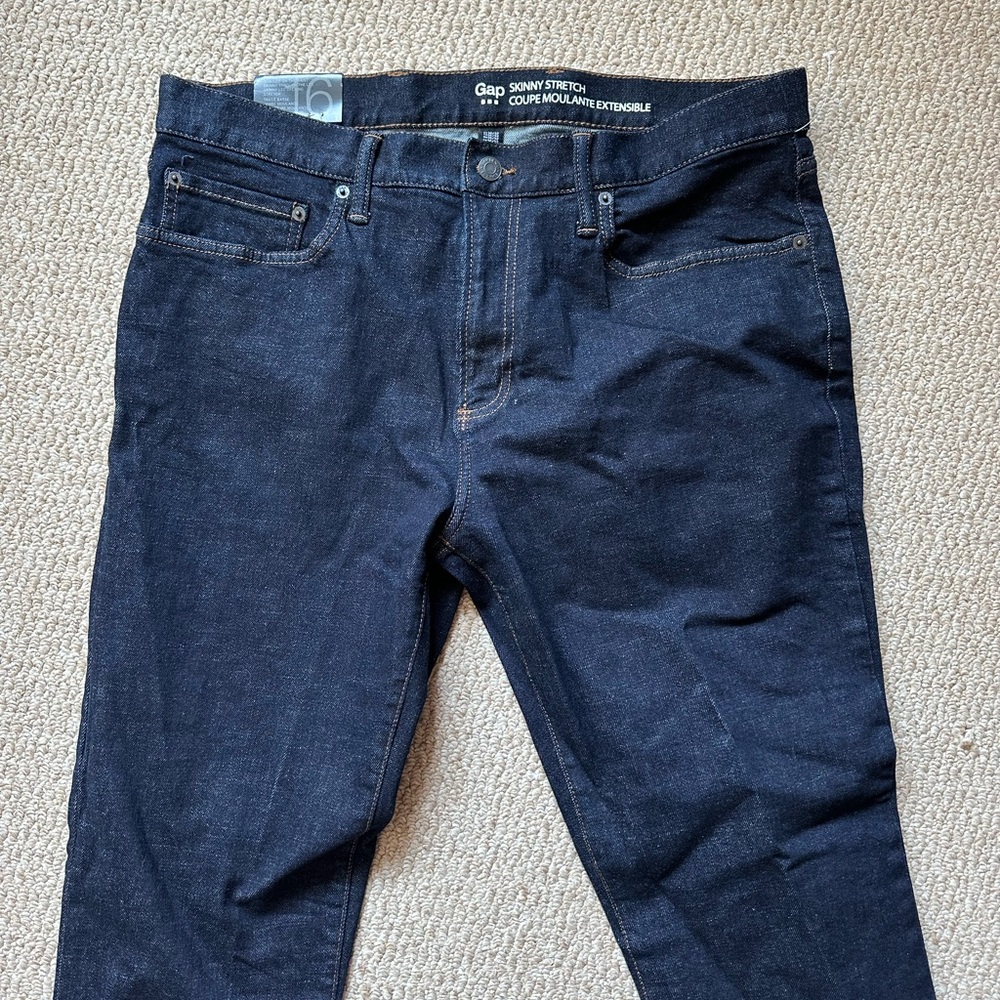 BRAND NEW GAP Men's Skinny Jeans - Deep Blue
